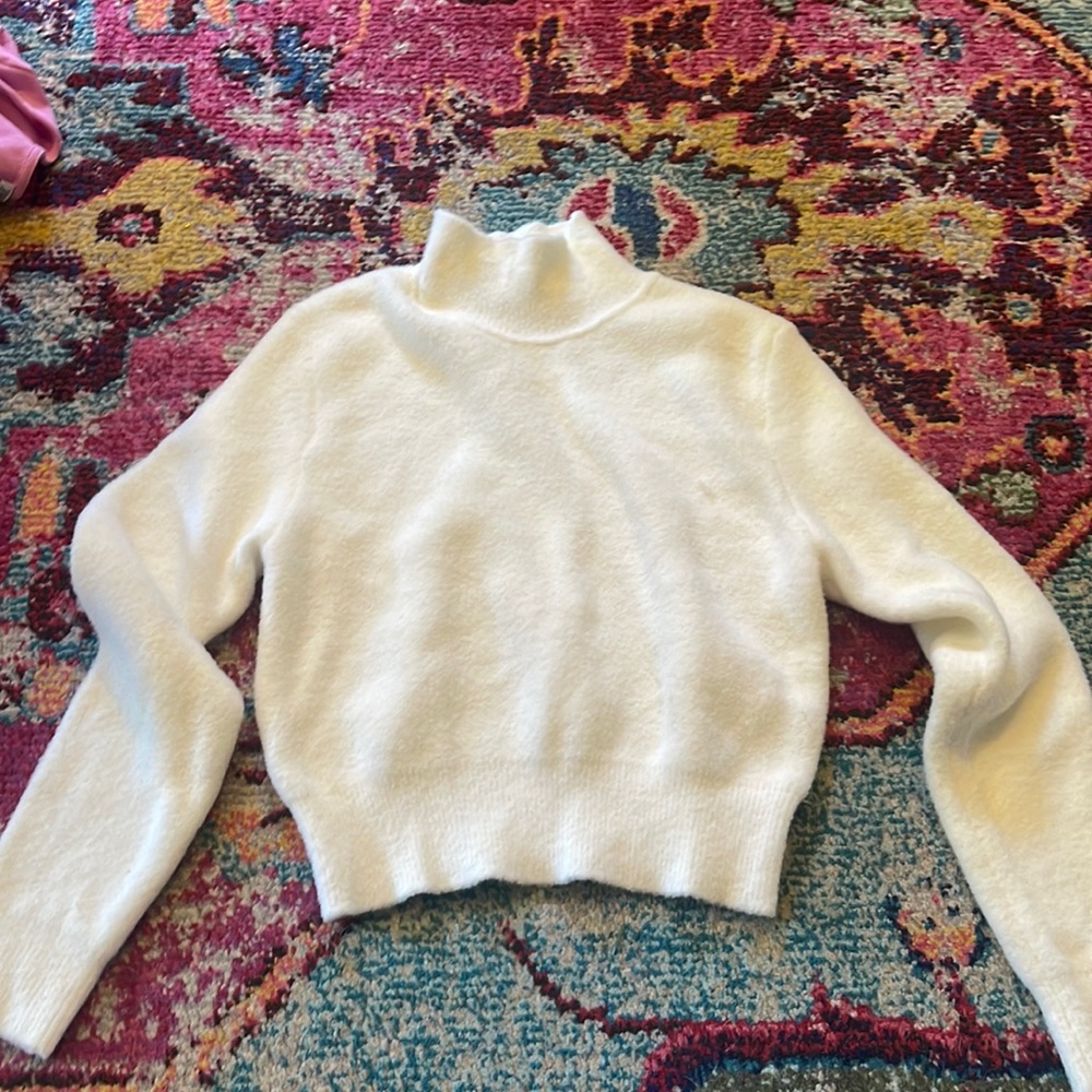 White Zara sweater